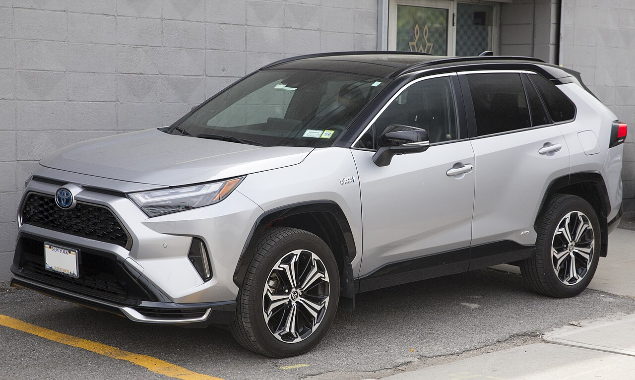 Used Toyota RAV4 Hybrid 2021–2024